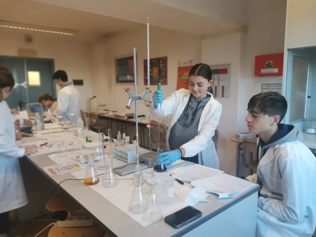 tecnologia scienza istituto massimo